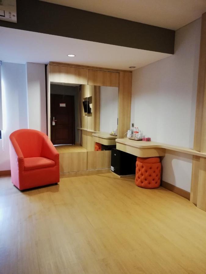 The Nyaman Motel Jakarta Eksteriør bilde